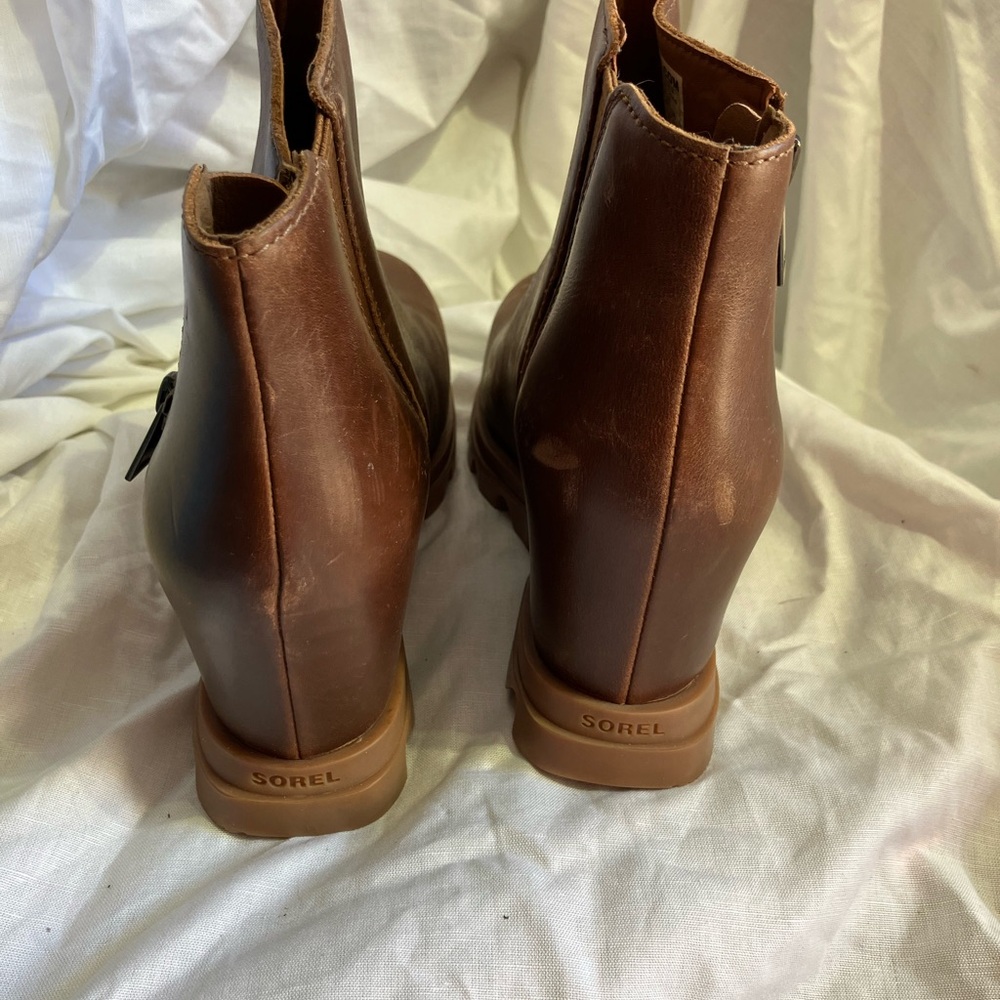 Sorel Joan of Arctic Wedge III Zip Boot — Waterproof hazelnut / gum Sz 7 EUC - Picture 3 of 7